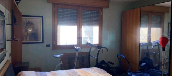 Квартира с 6 комнатами в Кастель Гоффредо, Италия № 65357 5