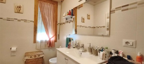2 bedrooms Apartment in Montemurlo, Italy No. 329485 16