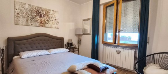 2 bedrooms Apartment in Montemurlo, Italy No. 329485 10