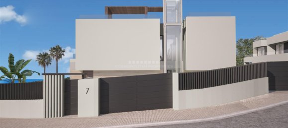 4 bedrooms Villa in Marbella, Spain No. 26669 10