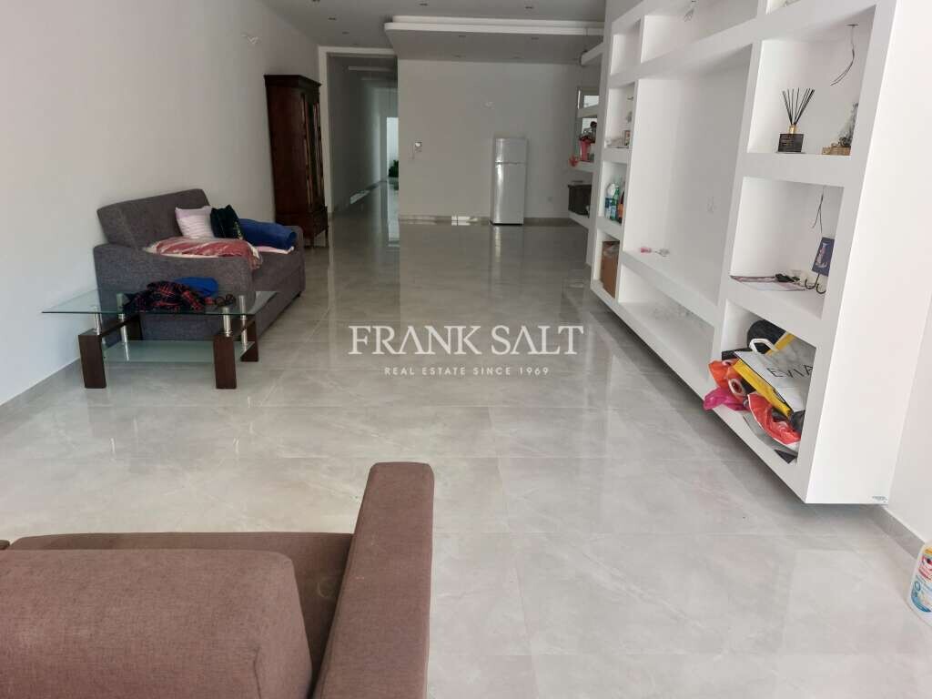 Maisonette de 3 dormitorios en Attard, Malta No. 2221