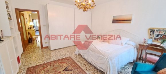 4 rooms Apartment in Venice, Italy No. 59709 7