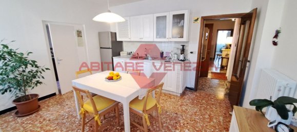 4 rooms Apartment in Venice, Italy No. 59709 19