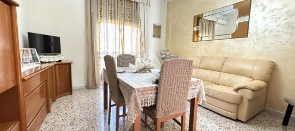 3 rooms Apartment in Naples, Italy No. 230942 10