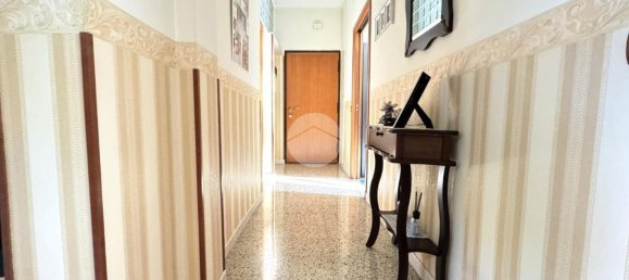 3 rooms Apartment in Naples, Italy No. 230942 22