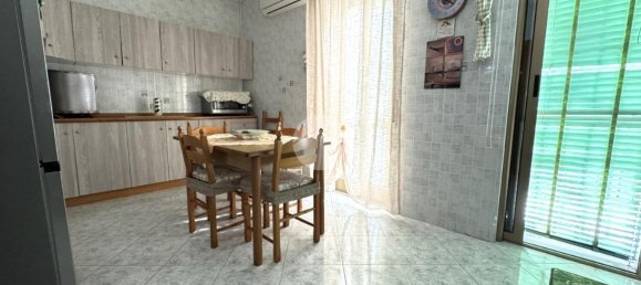 3 rooms Apartment in Naples, Italy No. 230942 5