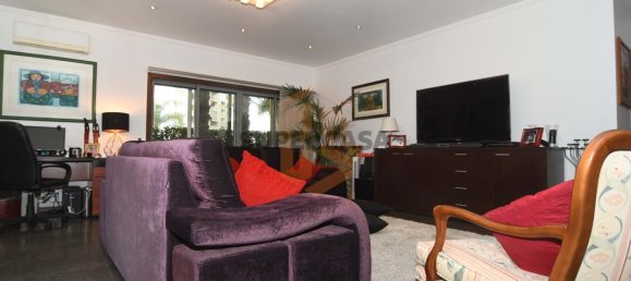 4 bedrooms Duplex in Portimao, Portugal No. 167619 8