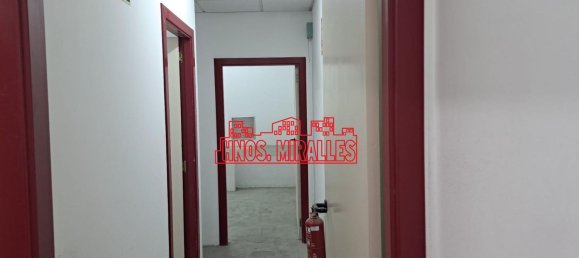 300m² Warehouse in Alicante, Spain No. 150703 13