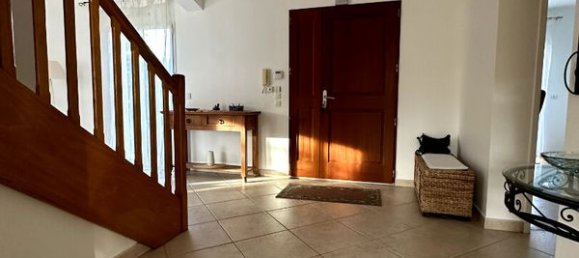 5 Schlafzimmer Haus in Le Mesnil-le-Roi, France, Nr. 181598 3