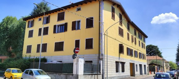 2-salle Appartement à Busto Arsizio, Italy No. 257464 6