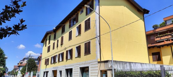 2-salle Appartement à Busto Arsizio, Italy No. 257464 9
