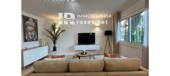 Apartamento de 2 dormitorios en Empuriabrava, Spain No. 22182 3
