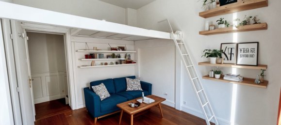 Studio in Paris, France No. 170735 2