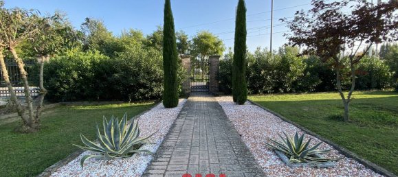 Дом с 4 спальнями в Борго Венето, Италия № 176994 6