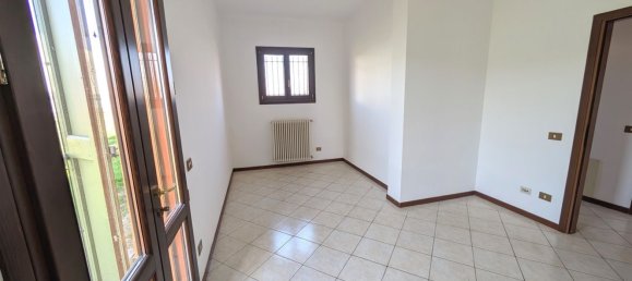 3-Zimmer Wohnung in Modena, Italy, Nr. 167213 8