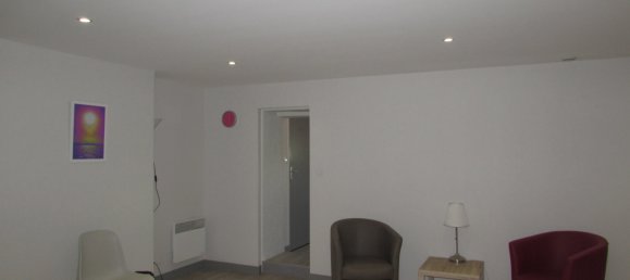 3 Schlafzimmer Haus in Saint-Ay, France, Nr. 45875 5