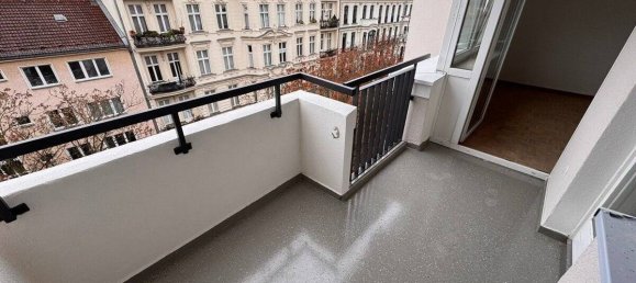 Studio in Charlottenburg, Germany No. 108417 26