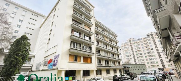 1 bedroom Apartment in Grenoble, France No. 201168 7