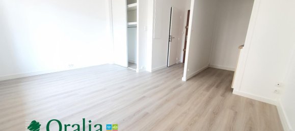 1 bedroom Apartment in Grenoble, France No. 201168 2
