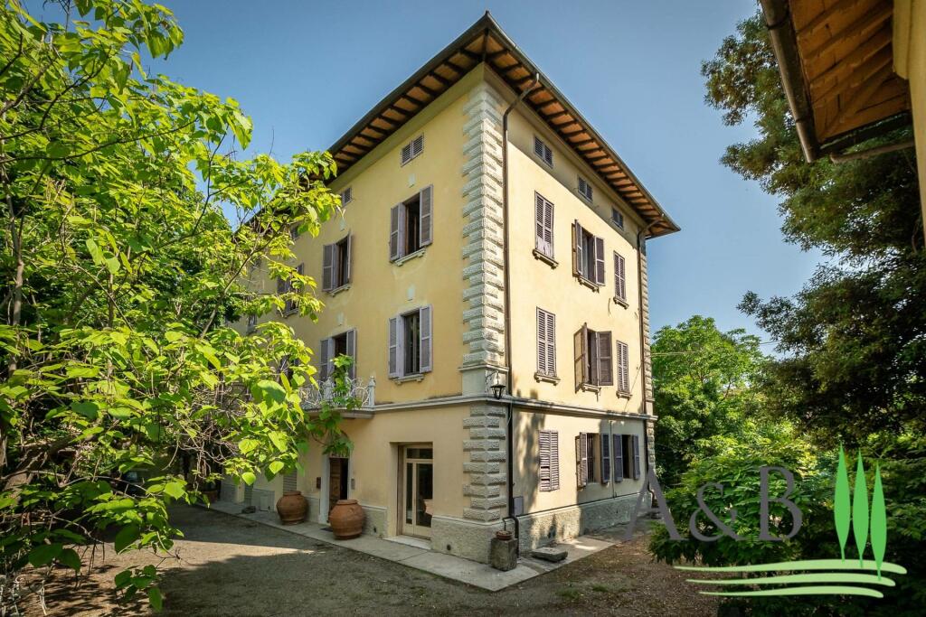 8 bedrooms Villa in Cetona, Italy No. 58425