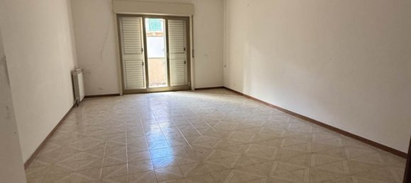 Apartamento de 6 habitaciónes en Messina, Italy No. 227994 5