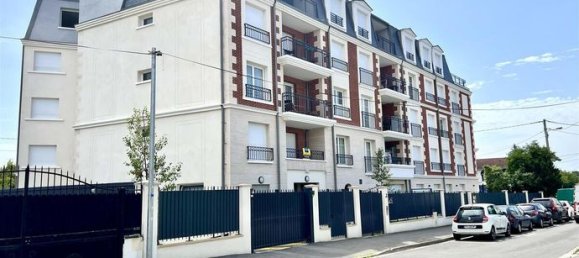 Apartamento de 2 dormitorios en Gagny, France No. 356401 9