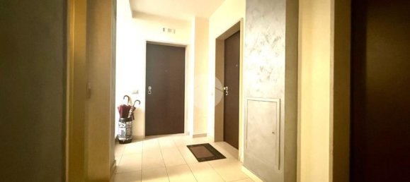 3 rooms Apartment in Campobasso, Italy No. 152267 2