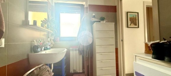 3 rooms Apartment in Campobasso, Italy No. 152267 15