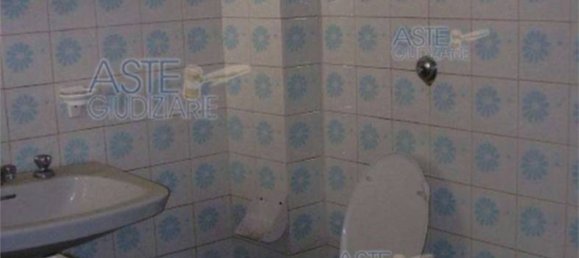 4 bedrooms House in Sant'Egidio alla Vibrata, Italy No. 271095 5