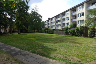 Apartamento de 3 habitaciónes en Bonn, Germany No. 9456