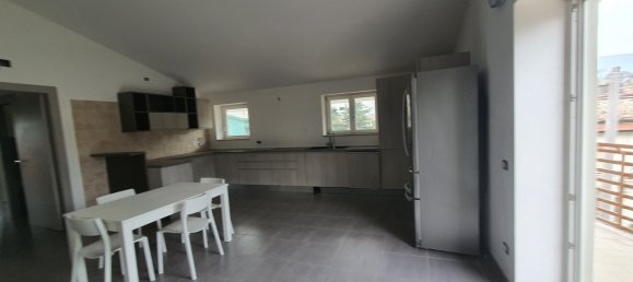 3 rooms Apartment in Forino, Italy No. 227563 11