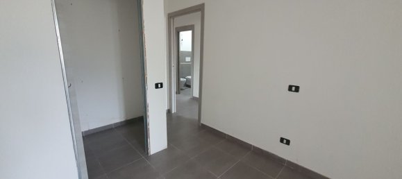 3 rooms Apartment in Forino, Italy No. 227563 22