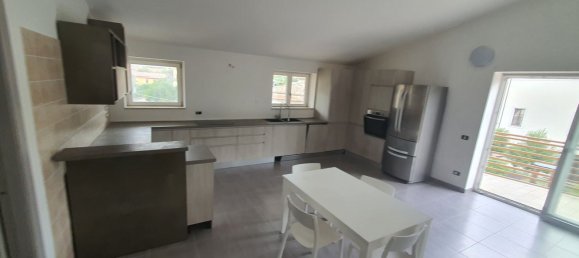 3 rooms Apartment in Forino, Italy No. 227563 13