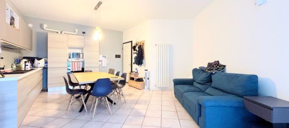 4-salle Appartement à Castiglione delle Stiviere, Italy No. 338425 7