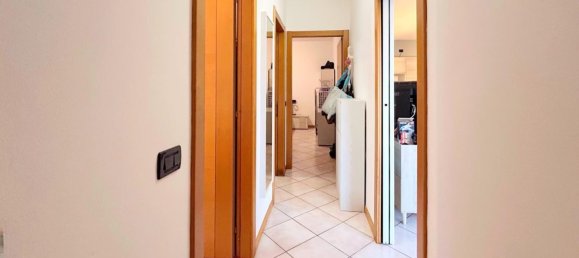 4-salle Appartement à Castiglione delle Stiviere, Italy No. 338425 30