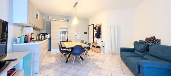 4-salle Appartement à Castiglione delle Stiviere, Italy No. 338425 6