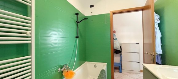 4-salle Appartement à Castiglione delle Stiviere, Italy No. 338425 26