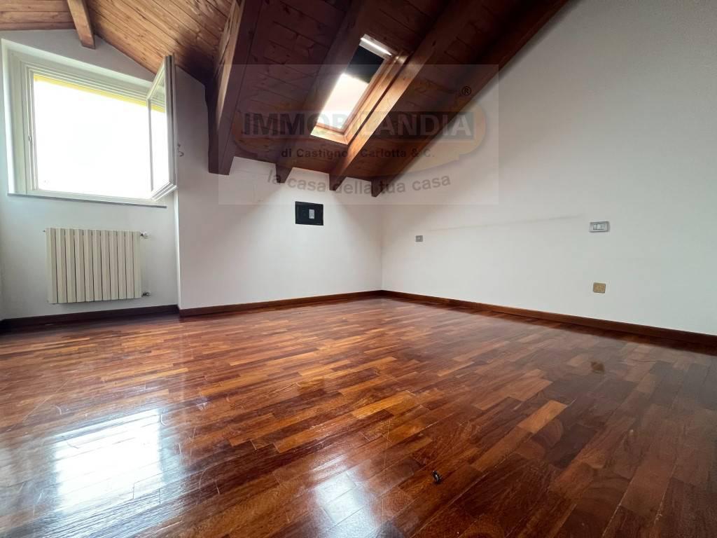 Penthouse de 2 divisões em Comazzo, Italy N.º 29629