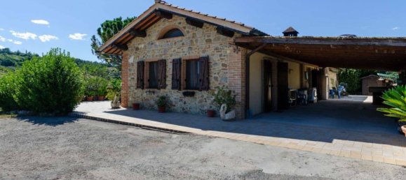 3 bedrooms Villa in Poggibonsi, Italy No. 90253 5