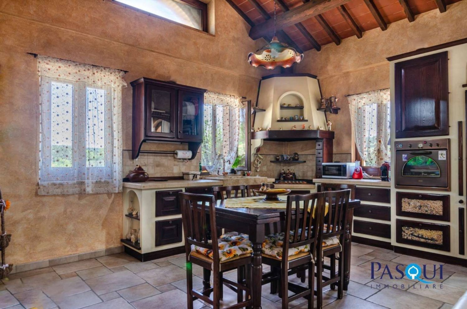 3 bedrooms Villa in Poggibonsi, Italy No. 90253