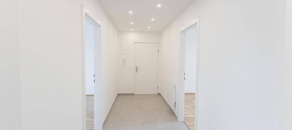 3 rooms Apartment in Hernals, Austria No. 208316 3