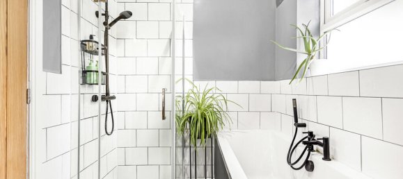 3 bedrooms House in Egham, United Kingdom No. 8631 19