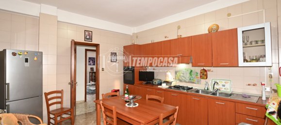 2 bedrooms Apartment in Aversa, Italy No. 191325 4