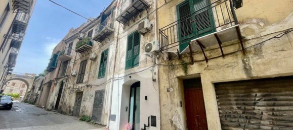 2 bedrooms Apartment in Palermo, Italy No. 49476 9