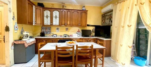 2 bedrooms Apartment in Palermo, Italy No. 49476 7