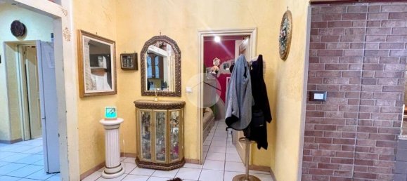 2 bedrooms Apartment in Palermo, Italy No. 49476 10