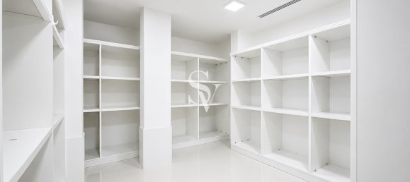 8 Schlafzimmer Villa in Emirates Hills, UAE, Nr. 196701 24