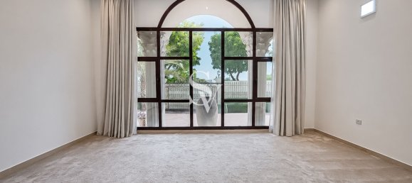 8 Schlafzimmer Villa in Emirates Hills, UAE, Nr. 196701 2
