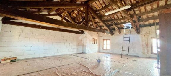 200m² Commercial property in Udine, Italy No. 259151 29