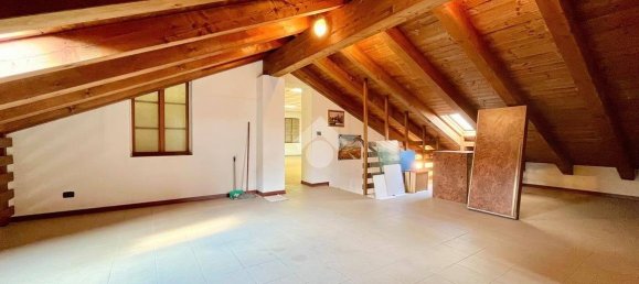 200m² Commercial property in Udine, Italy No. 259151 20